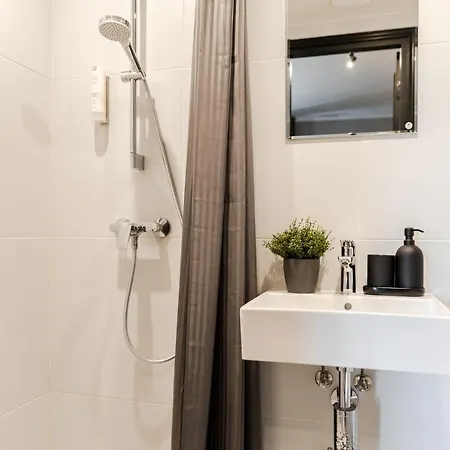 Lejlighed Dreamstay Avangard - Shared Roof Terrace, High Speed Wifi 200 Mbps & Gym
