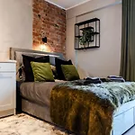 Dreamstay Avangard - Shared Roof Terrace, High Speed Wifi 200 Mbps & Gym *