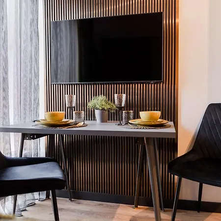 아파트 Dreamstay Avangard - Shared Roof Terrace, High Speed Wifi 200 Mbps & Gym *